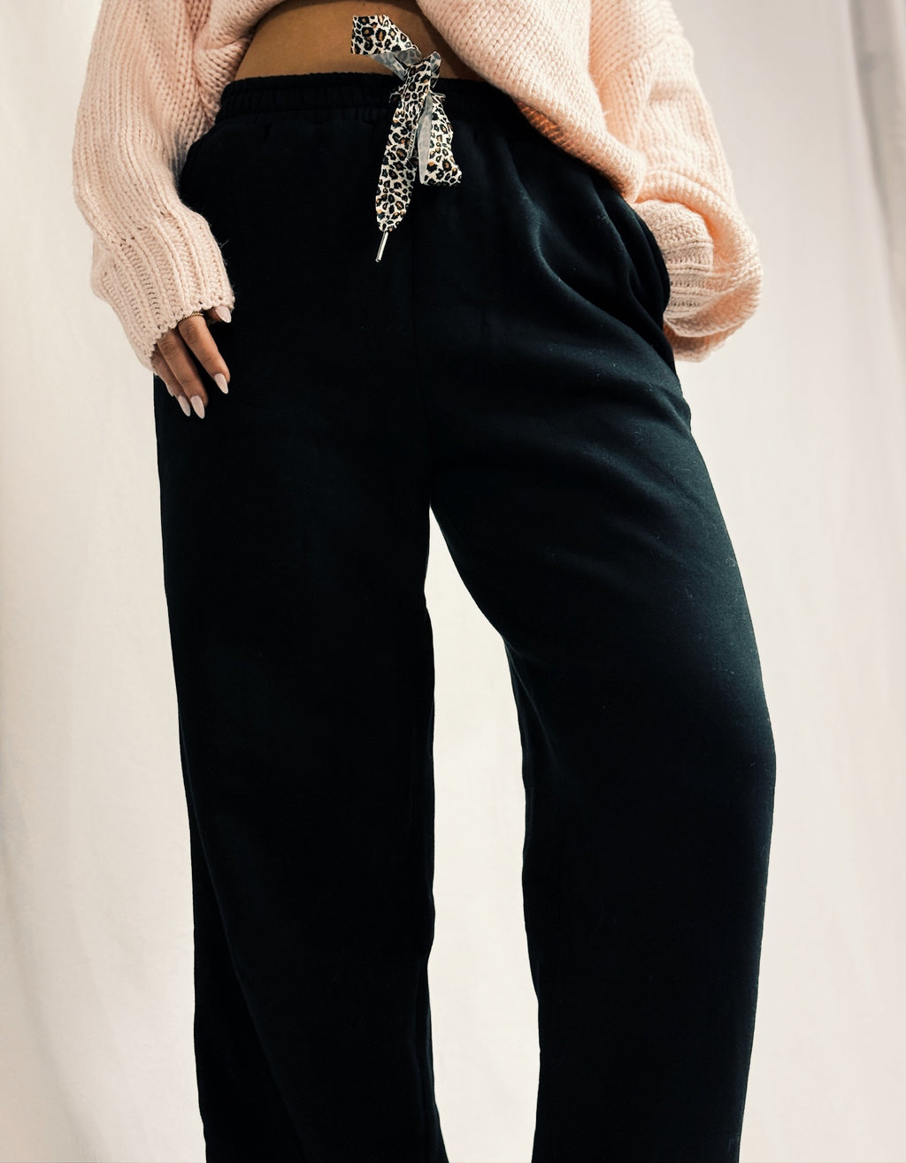 Fleece Lined Leopard Drawstring Elastic Waist Solid Pants